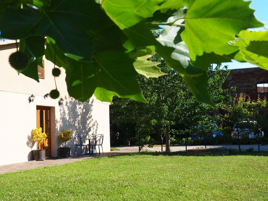Penzion U Vlku Valtice Bagian luar foto
